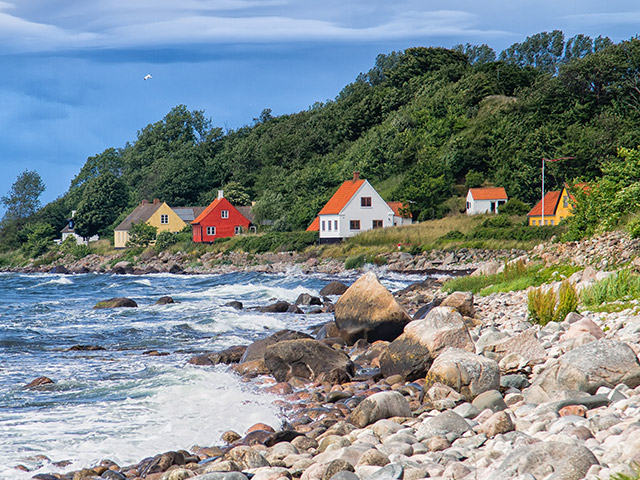 Prenota voli low cost per Bornholm con onefront-Opodo